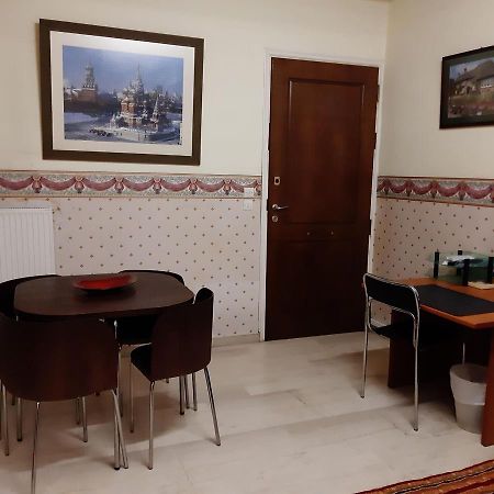 Διαμέρισμα Στο Κέντρο Της Πόλης Tripoli Bagian luar foto