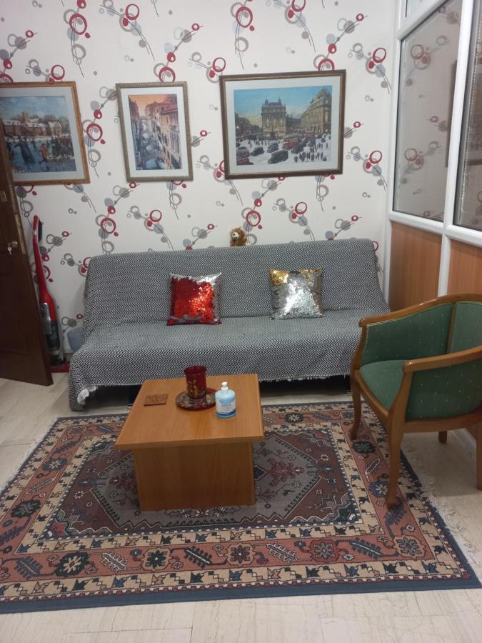 Διαμέρισμα Στο Κέντρο Της Πόλης Tripoli Bagian luar foto